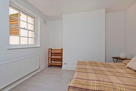 2 Bed Flat, Goldhawk Road, W12 - Photo 5