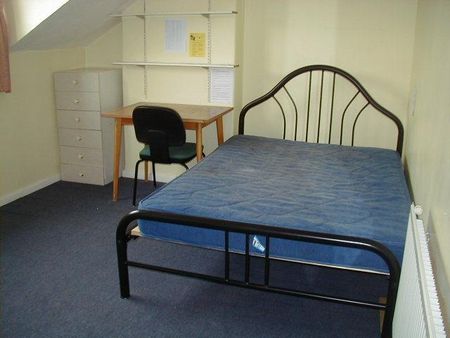 4 bedroom house to rent - Photo 2