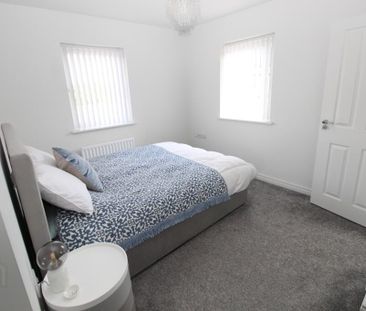 35 Millmount Village Gardens, Dundonald, Belfast, BT16 1BH - Photo 5