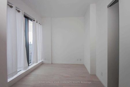 For Lease - 5 St Joseph Street Unit# 1701, Toronto, Ontario - Photo 3