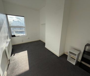 1 bedroom House To Let - Photo 3