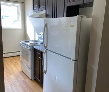 Darren Manor - Photo 6