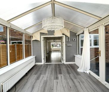 5 bedroom detached house to rent - Photo 3