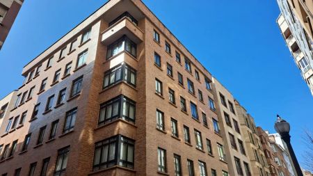 Piso de alquiler en Gijón - Doctor Bellmunt, Barrio del Centro - Photo 4