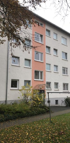 Helle 3-Zimmer-Wohnung in Wiesbaden-Erbenheim - Photo 1