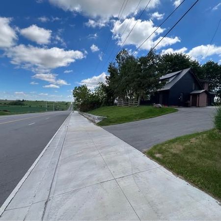 For Lease - 6222 Yonge Street Unit# 2, Innisfil, Ontario - Photo 4