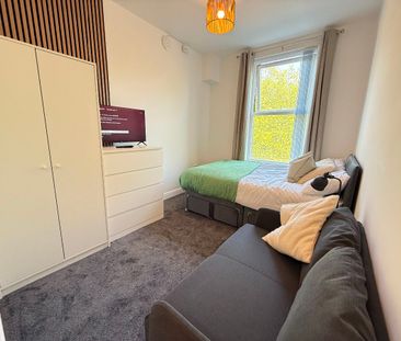 County Road, Walton, Liverpool - Photo 1