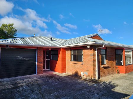 Waterloo Living - Photo 5