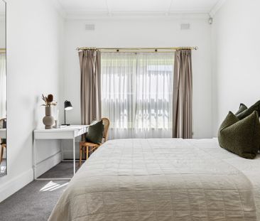 Open the door to resort-style living, close to everything that matters - Photo 6