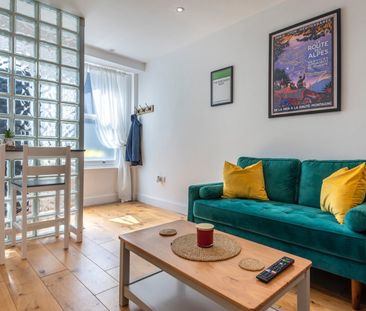 1 Bed Flat, Preston House, SE1 - Photo 2