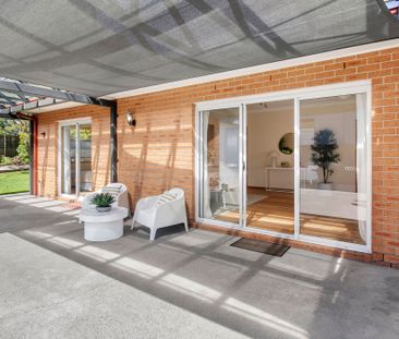 36 Killarney Drive, Killarney Heights NSW 2087 - House For Rent | D... - Photo 1