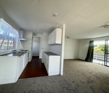 HENDERSON, 3 BEDROOMS - Photo 6