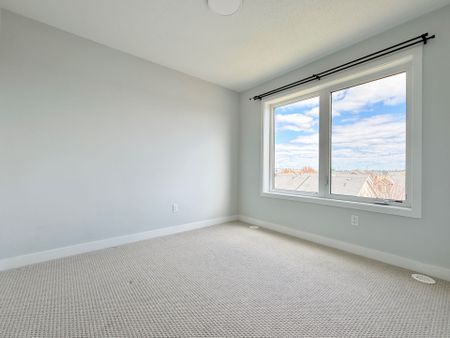 For Lease - 752 Kinstead Pvt Private, Stittsville - Munster - Richmond, Ontario - Photo 4