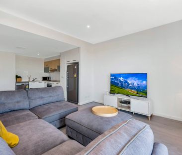 Beautiful Apartment With An Ideal Lifestyle! - Photo 1