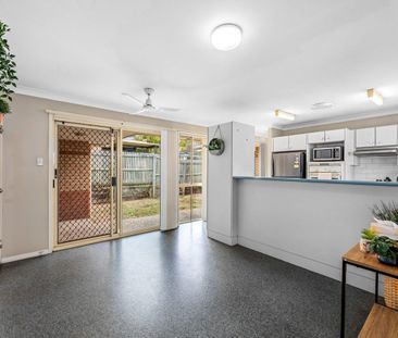 9 LAKEWOOD COURT, Flinders View, Qld 4305 - Photo 5