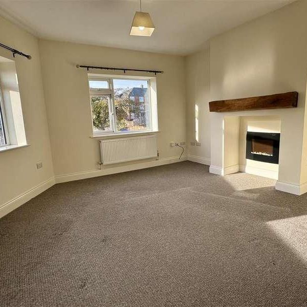 Dean Road, Scarborough, YO12 - Photo 1