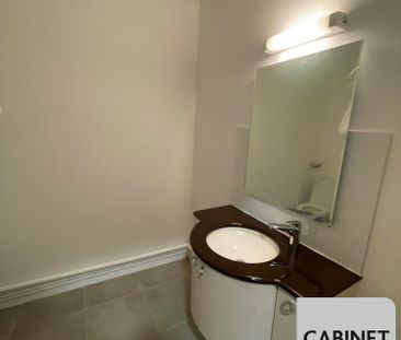Location Appartement 2 pièces 38m² GRENOBLE 38000 - Photo 4
