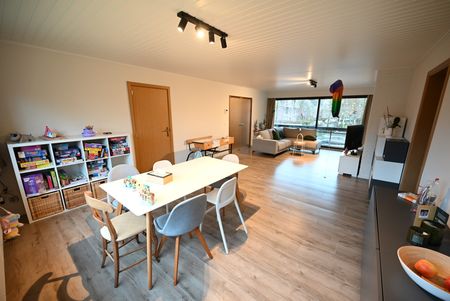VERNIEUWD 3-slpk-appartement met GARAGE, nabij centrum Brugge! - Photo 3