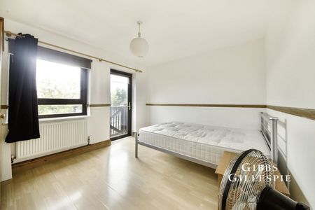 2 Bedroom Flat/Apartment to rent - Photo 4
