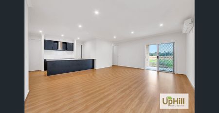 Spacious Family Home in Prime Location – Close to Schools, Shops & Transport! - Photo 4