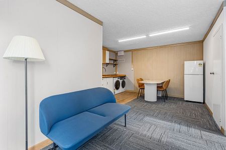 Newly Furnished Unit with Fiber Internet ! ✨ - Photo 4