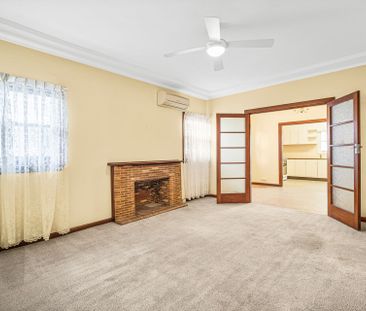 Charming Family Home in a Prime Burraneer Location - Photo 4