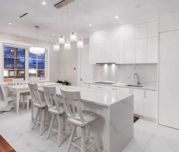 1332 West 51st Avenue apartment — Vancouver, BC (5-Bedroom) - 5 Bedroom - Photo 6