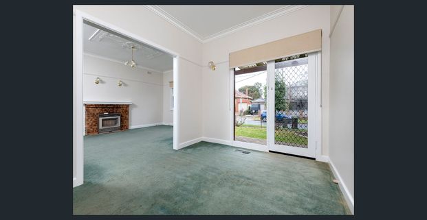 7 Gordon Street ESSENDON - Photo 1