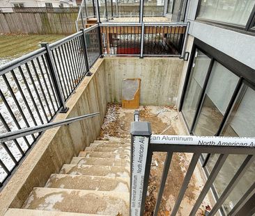 For Lease - 150 Stewart Street, Oakville, Ontario - Photo 1