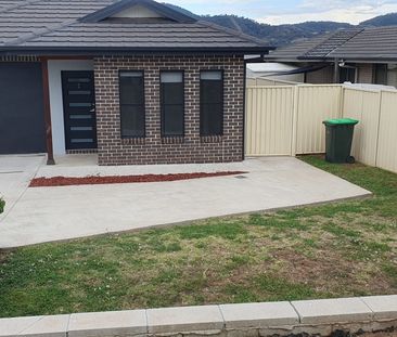 2/10 Penlee Road, Tamworth - Photo 3