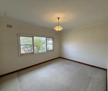 Three Bedroom Family Home In Quiet Cul De Sac Location!! - Photo 6