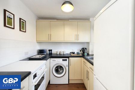 1 bedroom flat to rent - Photo 4