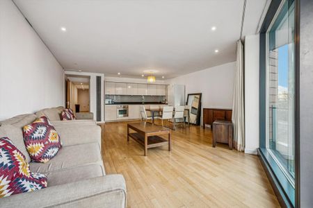 3 bedroom flat to rent - Photo 4