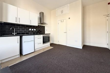 Studio to rent - Photo 5