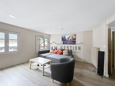 Location Appartement 4 pièces 82m² - Photo 3