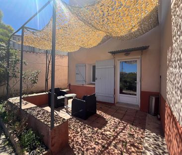 Location Appartement 4 pièces 84m² LA FARLEDE 83210 - Photo 5