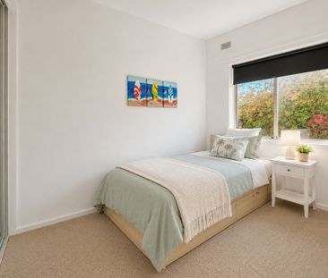 Furnished Beachfront Bliss: Your Ultimate Coastal Retreat Awaits! - Photo 5