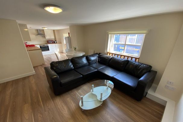 2 bedroom apartment to rent - Photo 1
