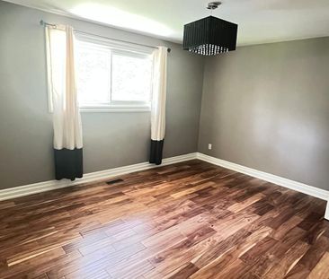 For Lease - 3082 Lindenlea Drive Unit# MAIN FLOOR, Mississauga, Ont... - Photo 3