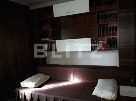 Garsoniera, 30 mp, parcare inclusa, zona strazii Bucegi - Photo 4