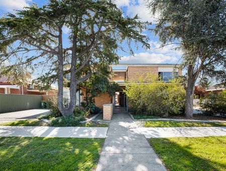 Neat and Convenient One-Bedroom Unit in Central Lavington - Photo 4