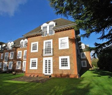 Wilton Court, Crossways, Beaconsfield, Buckinghamshire,HP9 - Photo 1