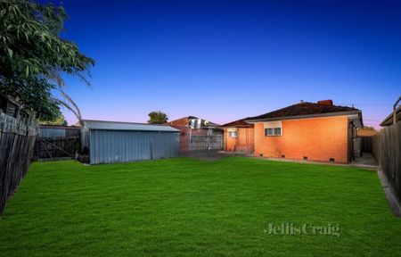 19 Michael Street, Lalor - Photo 5