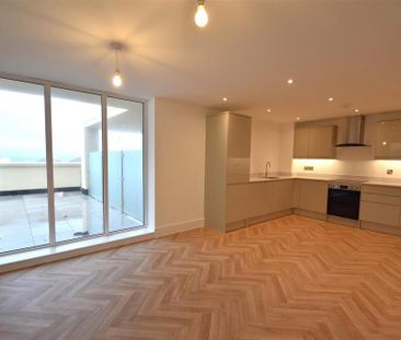 2 bedroom apartment to rent - Photo 3