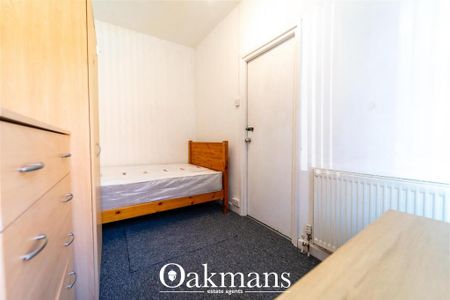4 bedroom house to rent - Photo 2