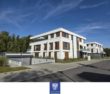 Lieblingsplatz im Erstbezug! Exklusives Bad, großer Balkon, Fußbode... - Foto 1