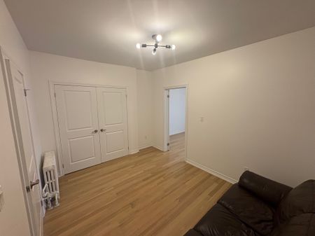 For Lease - 756 Queen Street Unit# C, Toronto, Ontario - Photo 2