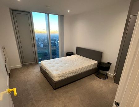 2 Bed Flat, Blade Tower, M15 - Photo 3