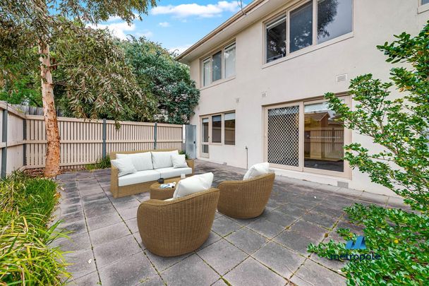 1/39 Osborne Avenue, GLEN IRIS, VIC - Photo 1