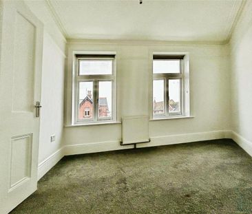 3 bedroom flat to rent - Photo 5